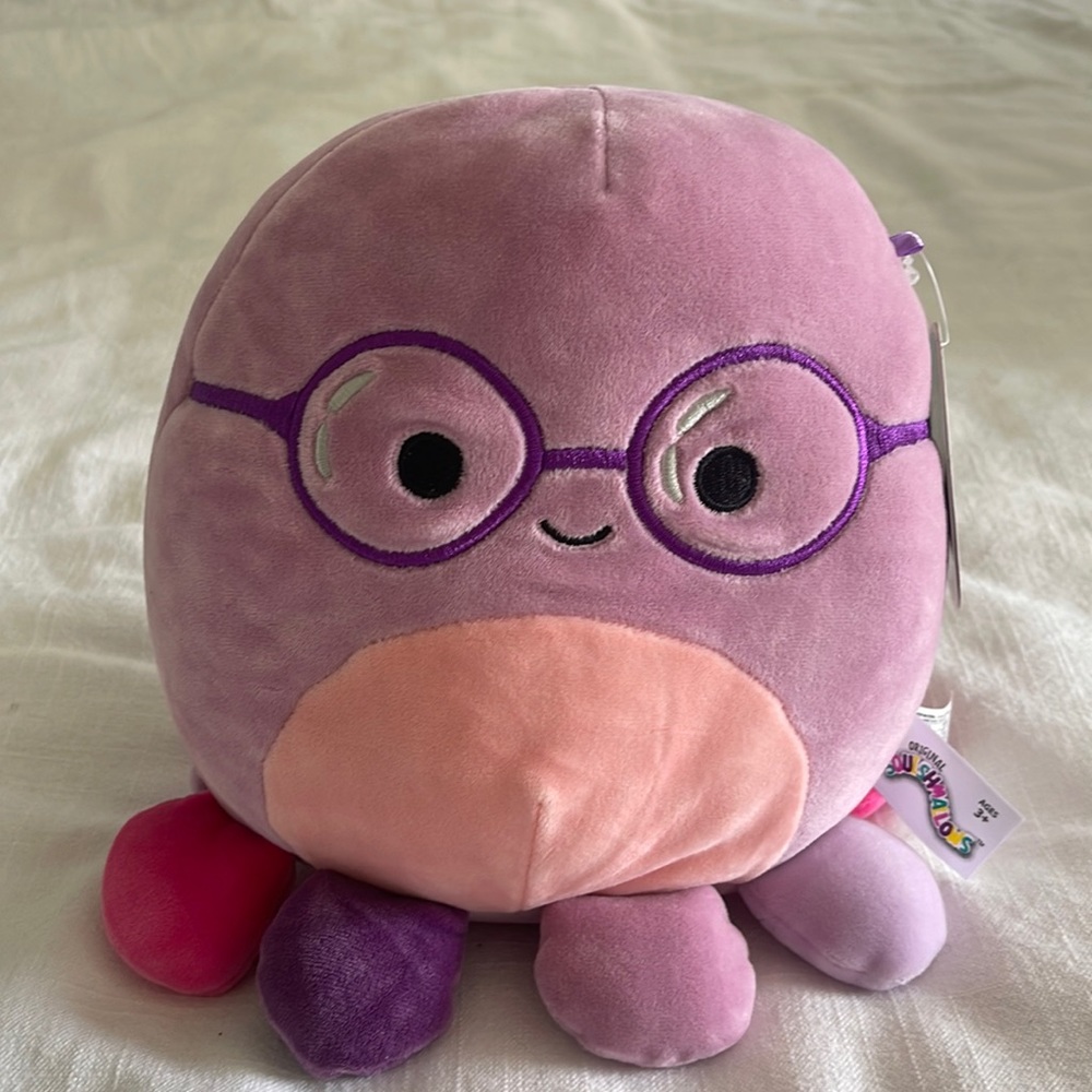 Beula Squishmallow.